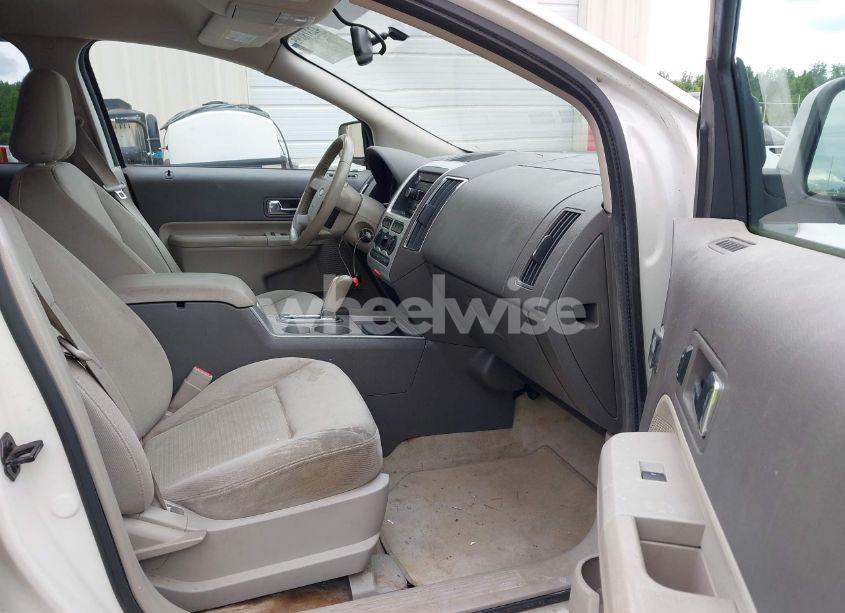 Photo 5 of 2010 Ford Edge SEL (VIN 2FMDK3JC8ABA51635)