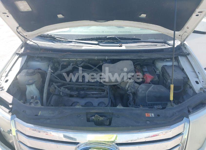 Photo 10 of 2010 Ford Edge SEL (VIN 2FMDK3JC8ABB34207)