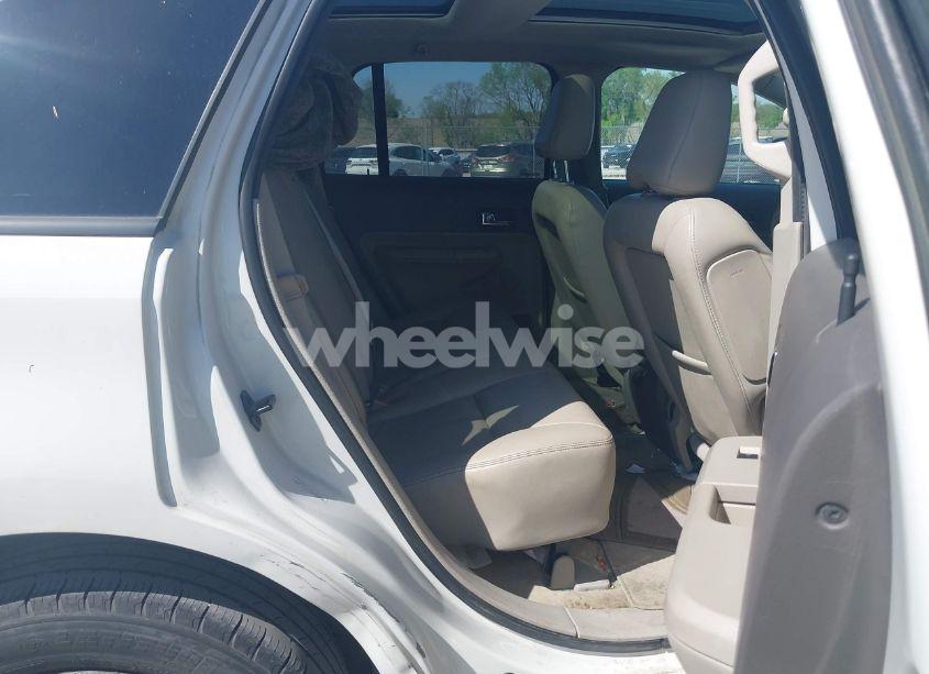 Photo 8 of 2010 Ford Edge SEL (VIN 2FMDK3JC8ABB34207)