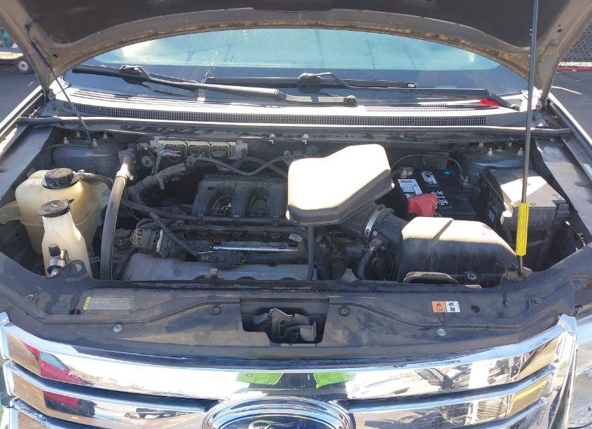 Photo 10 of 2010 Ford Edge SEL (VIN 2FMDK3JC8ABB59351)