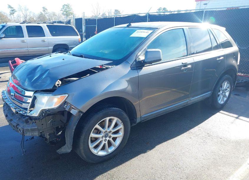 Photo 2 of 2010 Ford Edge SEL (VIN 2FMDK3JC8ABB59351)