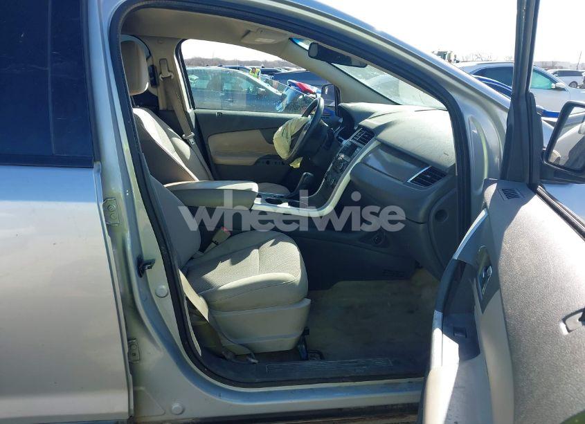 Photo 5 of 2011 Ford Edge SEL (VIN 2FMDK3JC8BBA76519)