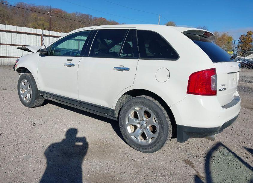 Photo 3 of 2011 Ford Edge SEL (VIN 2FMDK3JC8BBA88041)