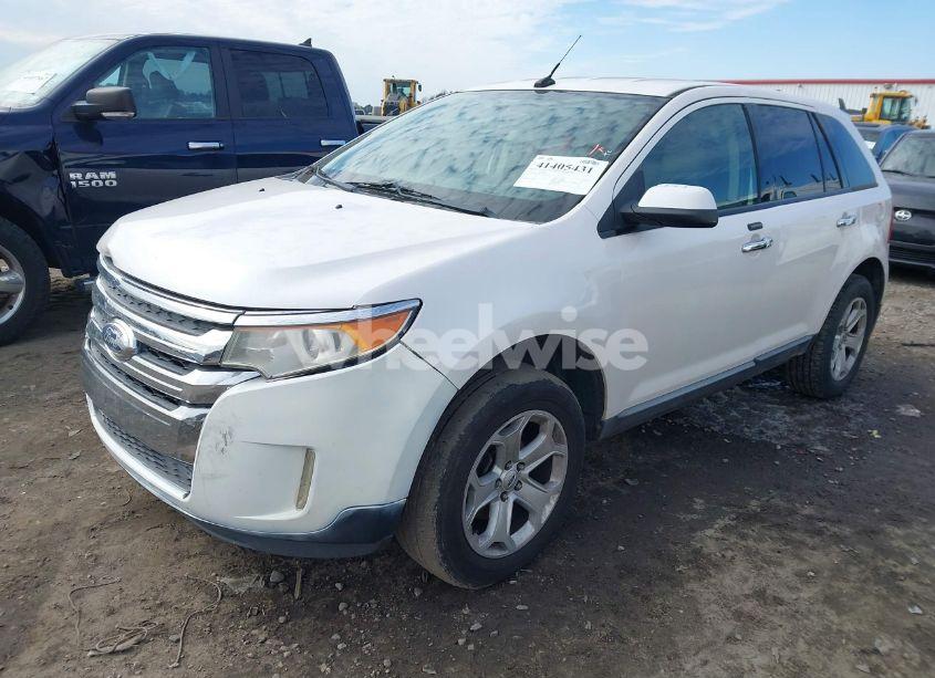 Photo 2 of 2011 Ford Edge SEL (VIN 2FMDK3JC9BBB53060)
