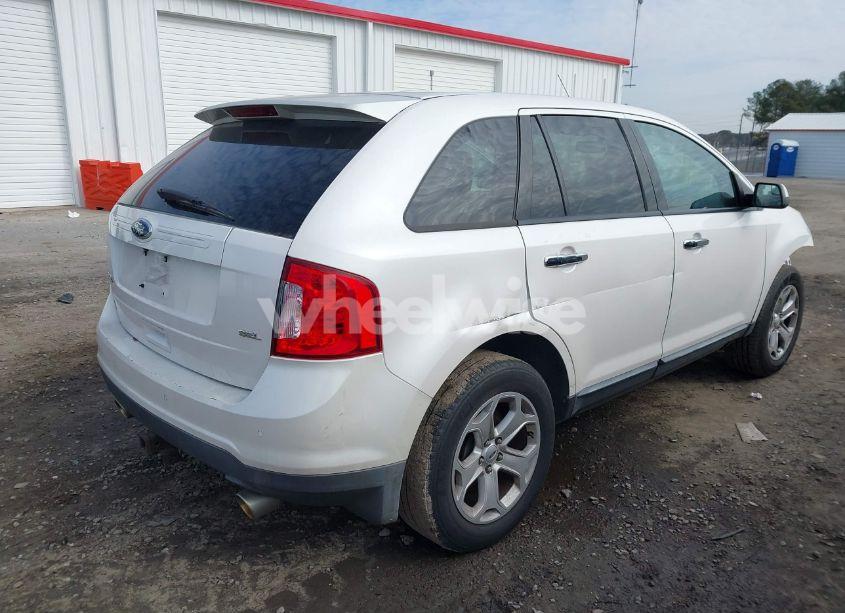 Photo 4 of 2011 Ford Edge SEL (VIN 2FMDK3JC9BBB53060)