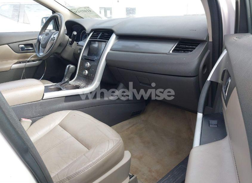 Photo 5 of 2011 Ford Edge SEL (VIN 2FMDK3JC9BBB53060)