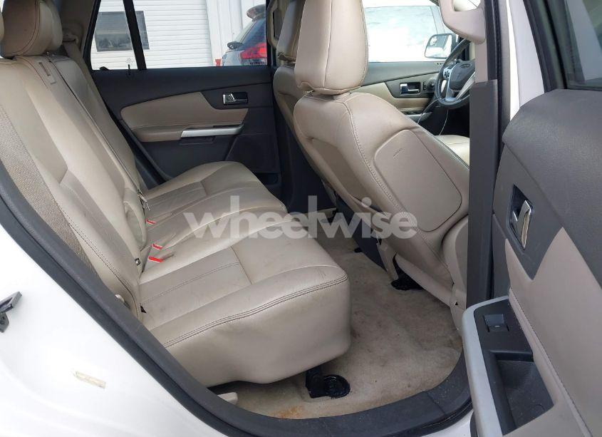 Photo 8 of 2011 Ford Edge SEL (VIN 2FMDK3JC9BBB53060)