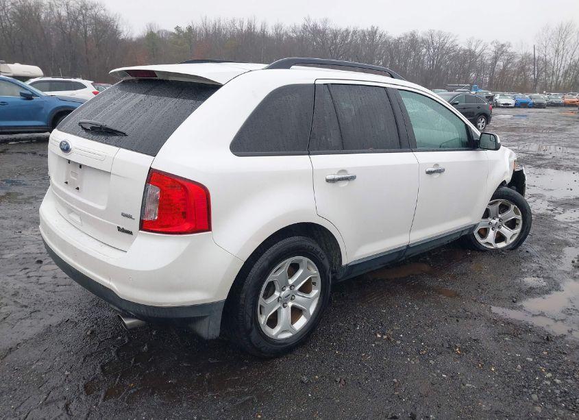 Photo 4 of 2011 Ford Edge SEL (VIN 2FMDK3JC9BBB64365)