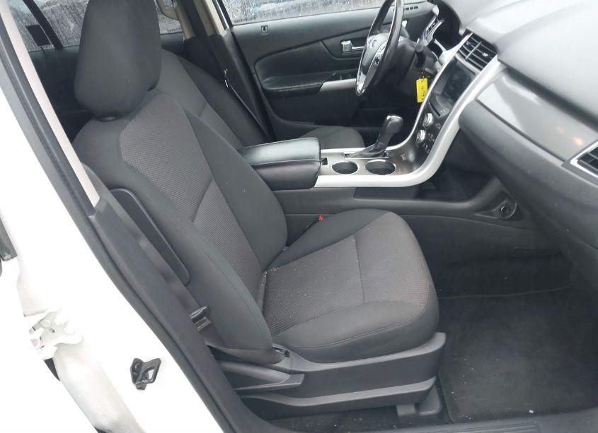 Photo 5 of 2011 Ford Edge SEL (VIN 2FMDK3JC9BBB64365)