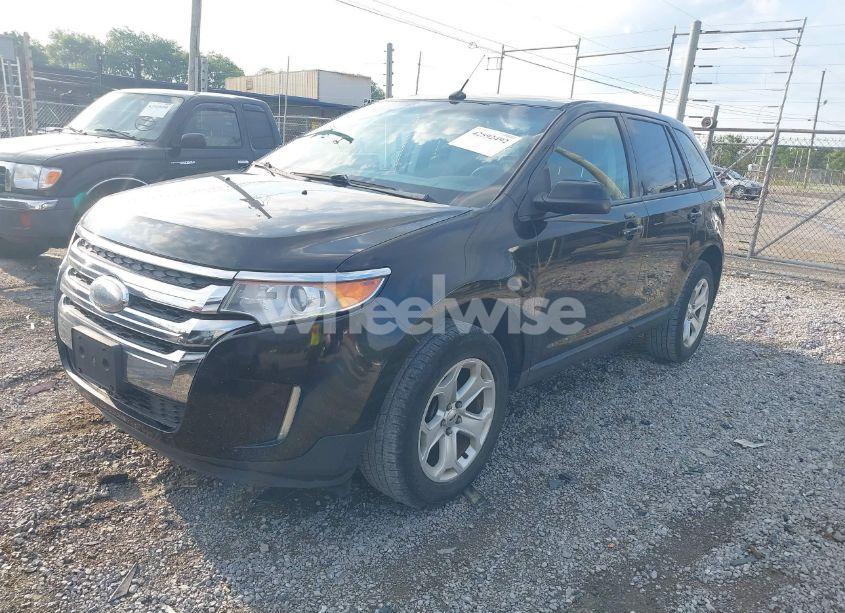 Photo 2 of 2013 Ford Edge SEL (VIN 2FMDK3JC9DBC48642)