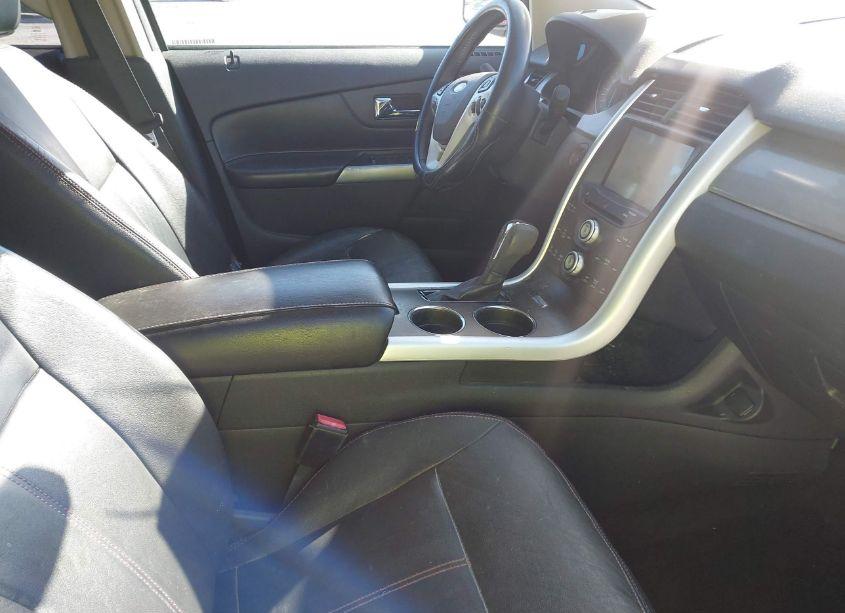 Photo 5 of 2011 Ford Edge SEL (VIN 2FMDK3JCXBBA37947)