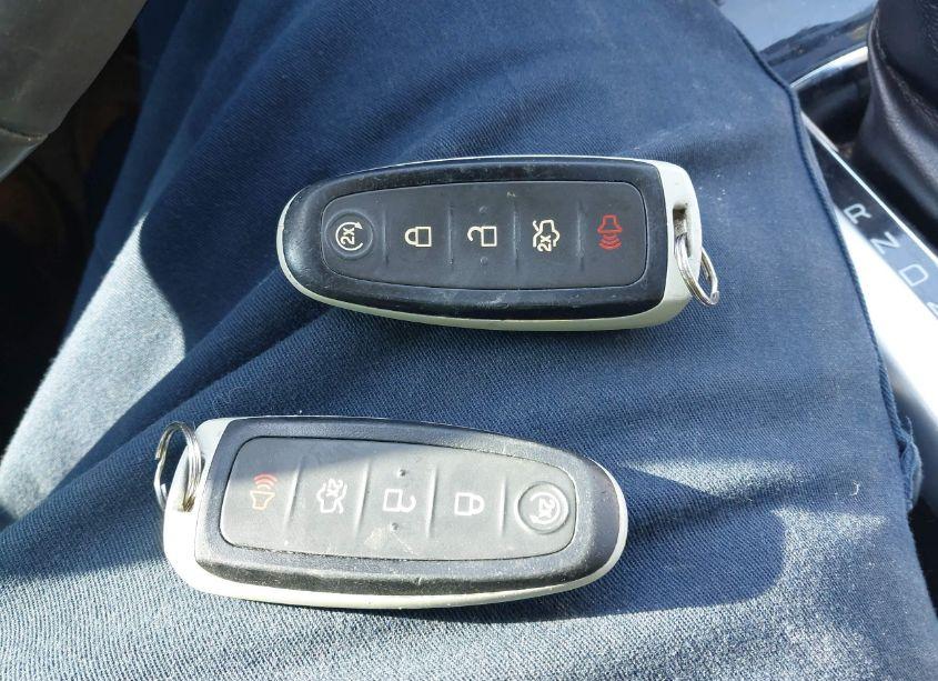 Photo 11 of 2011 Ford Edge LIMITED (VIN 2FMDK3KC0BBA84001)