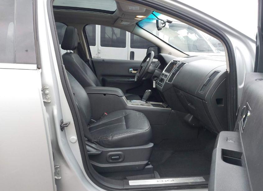 Photo 5 of 2010 Ford Edge LIMITED (VIN 2FMDK3KC1ABA37512)