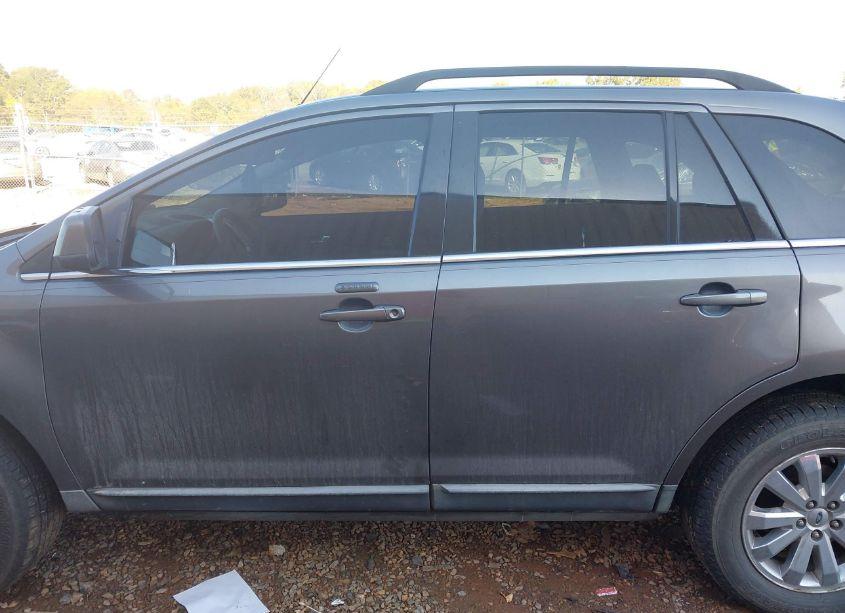 Photo 14 of 2010 Ford Edge LIMITED (VIN 2FMDK3KC3ABA33543)