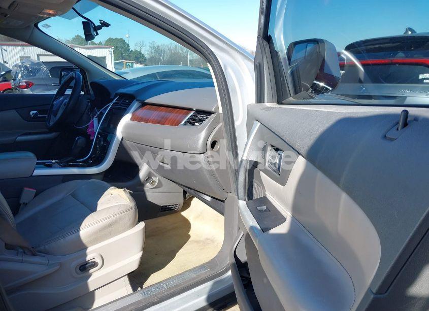 Photo 5 of 2011 Ford Edge LIMITED (VIN 2FMDK3KC5BBA27938)