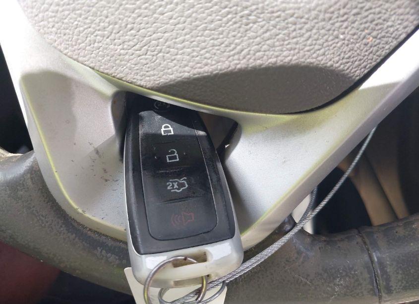 Photo 11 of 2011 Ford Edge LIMITED (VIN 2FMDK3KC8BBA41204)