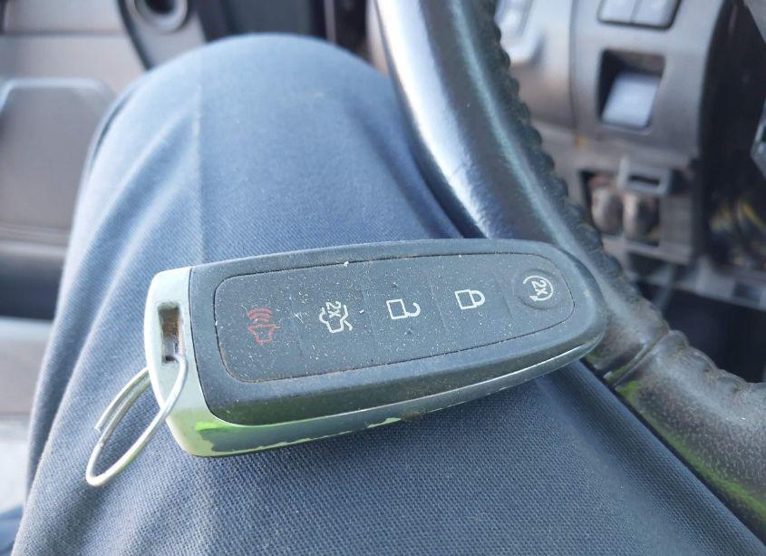 Photo 11 of 2011 Ford Edge LIMITED (VIN 2FMDK3KC8BBB15009)