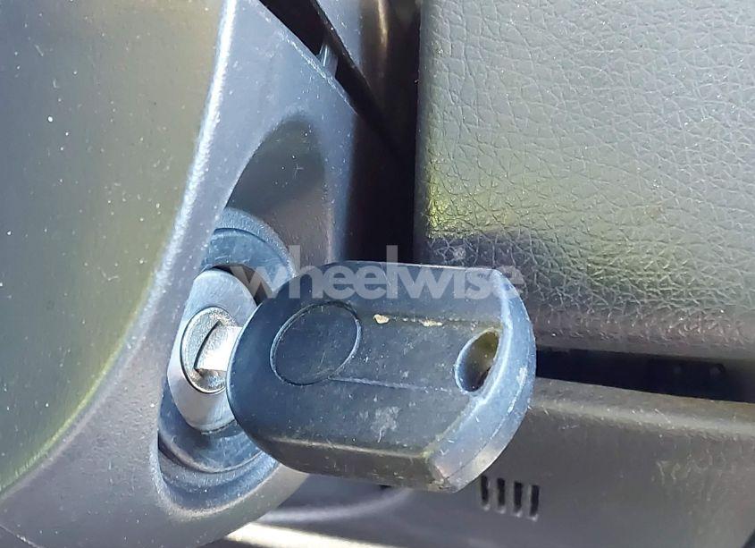 Photo 11 of 2010 Ford Edge (VIN 2FMDK3KCXABA28114)