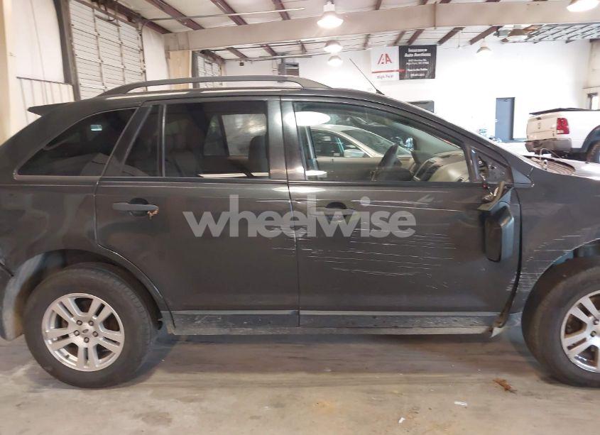 Photo 13 of 2007 Ford Edge SE (VIN 2FMDK46C47BA84588)