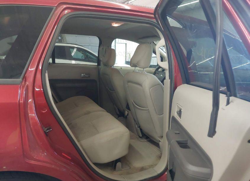 Photo 8 of 2007 Ford Edge SE (VIN 2FMDK46C67BA61216)