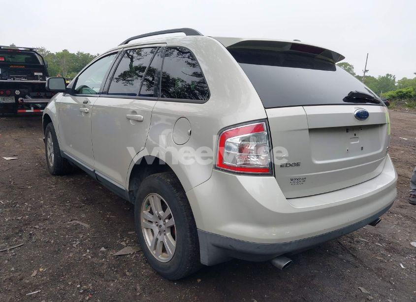 Photo 3 of 2007 Ford Edge SEL (VIN 2FMDK48C07BB69618)