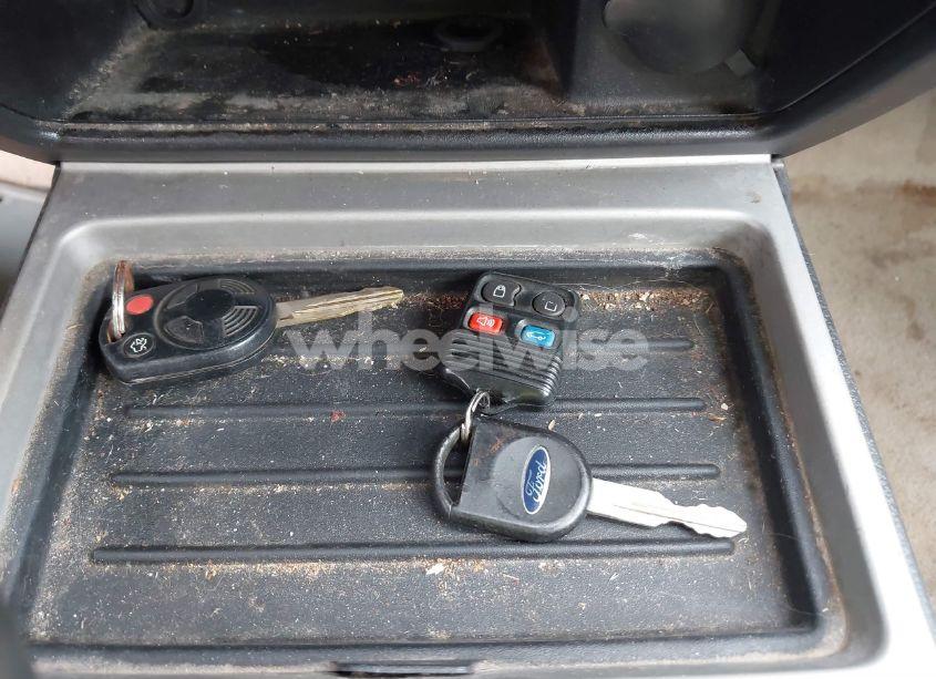 Photo 11 of 2008 Ford Edge SEL (VIN 2FMDK48C58BA93587)