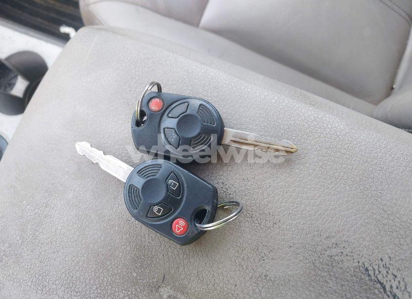 Photo 11 of 2008 Ford Edge LIMITED (VIN 2FMDK49C88BA37495)