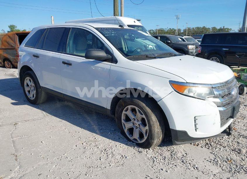 2014 Ford Edge SE (VIN 2FMDK4GC1EBB19437) main photo
