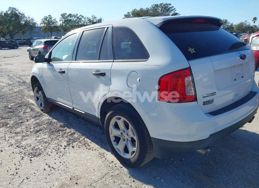Photo 3 of 2014 Ford Edge SE (VIN 2FMDK4GC1EBB19437)