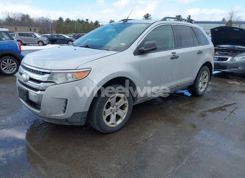 Photo 2 of 2013 Ford Edge SE (VIN 2FMDK4GC2DBE01536)