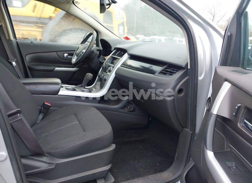 Photo 4 of 2013 Ford Edge SE (VIN 2FMDK4GC2DBE01536)