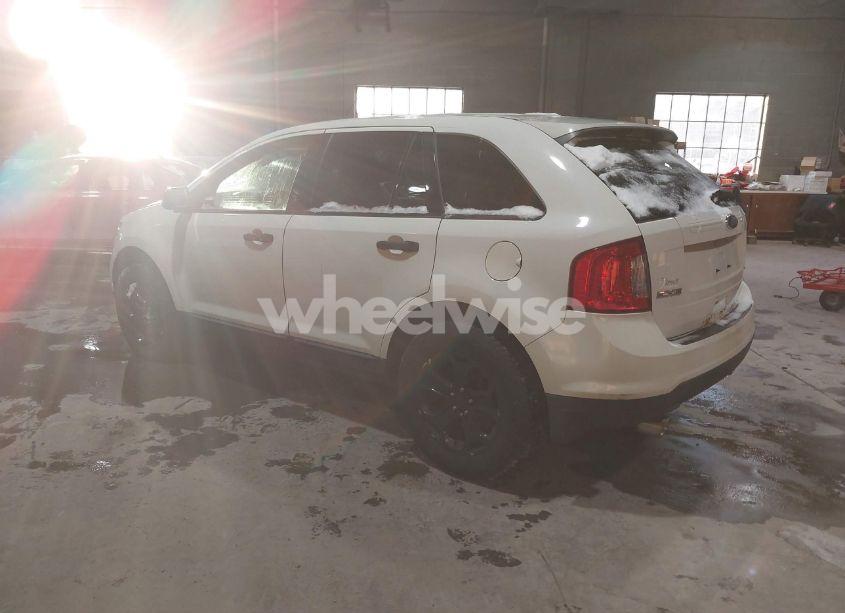 Photo 3 of 2012 Ford Edge SE (VIN 2FMDK4GC3CBA94070)