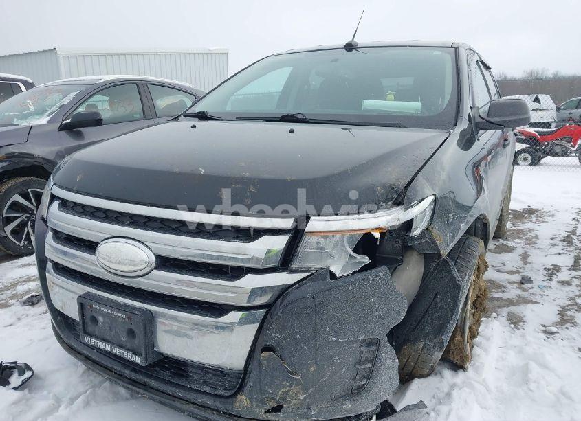 Photo 2 of 2013 Ford Edge SE (VIN 2FMDK4GC4DBC84218)