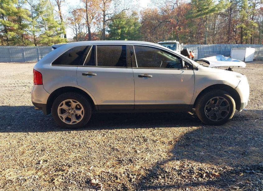 Photo 13 of 2014 Ford Edge SE (VIN 2FMDK4GC4EBA96347)