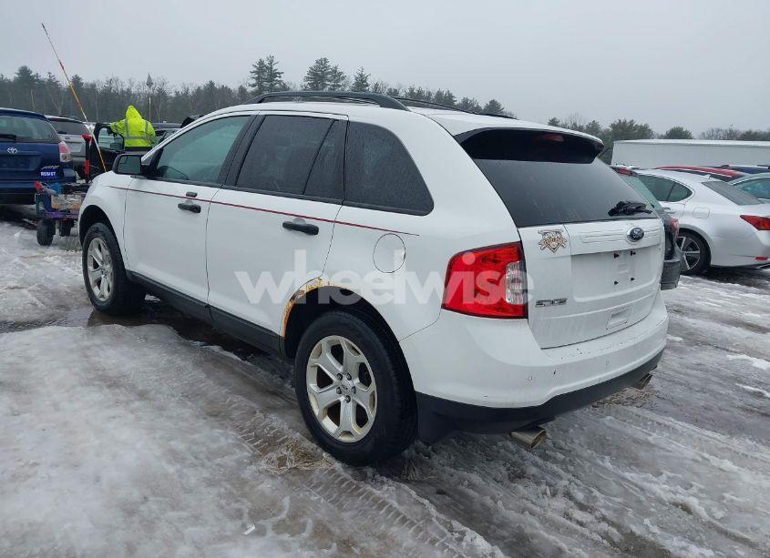 Photo 3 of 2014 Ford Edge SE (VIN 2FMDK4GC5EBA44046)