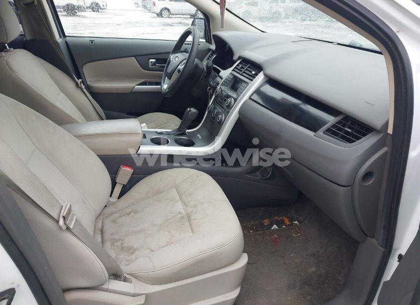 Photo 5 of 2014 Ford Edge SE (VIN 2FMDK4GC5EBA44046)