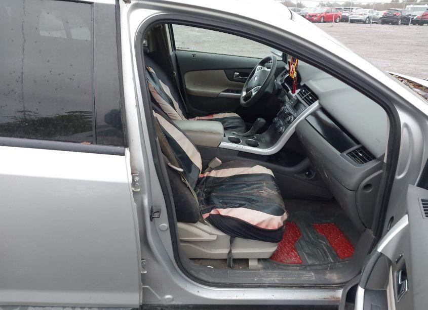 Photo 5 of 2013 Ford Edge SE (VIN 2FMDK4GC6DBA75420)