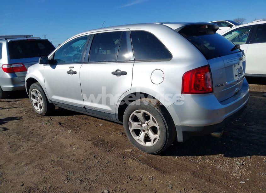 Photo 3 of 2013 Ford Edge SE (VIN 2FMDK4GC6DBC48224)