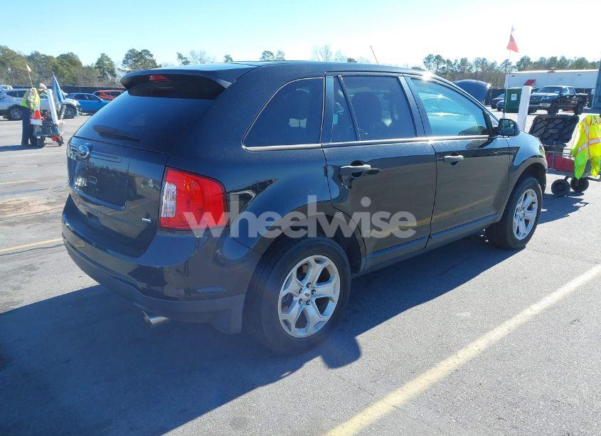 Photo 4 of 2014 Ford Edge SE (VIN 2FMDK4GC6EBA51104)