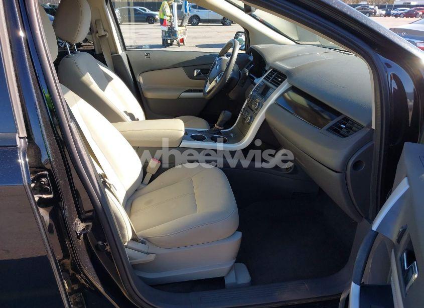 Photo 5 of 2014 Ford Edge SE (VIN 2FMDK4GC6EBA51104)