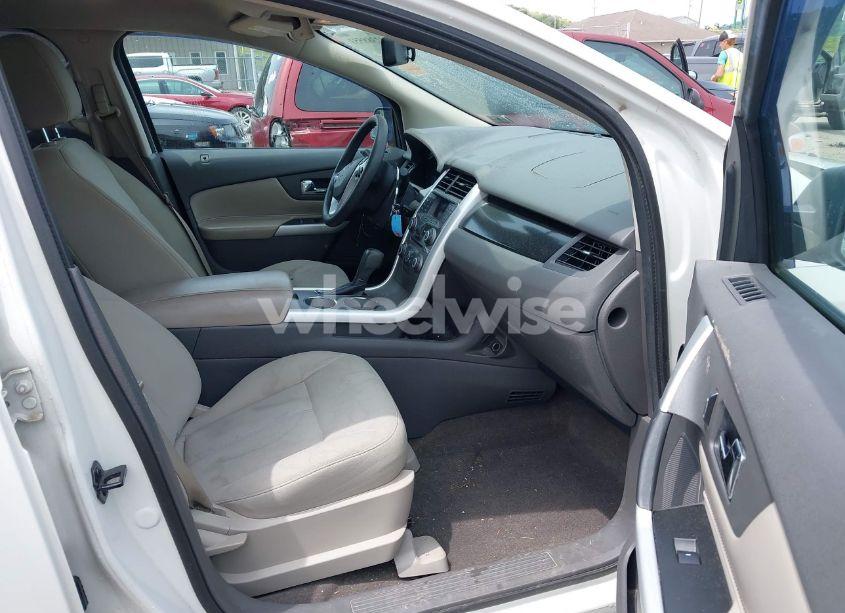 Photo 5 of 2013 Ford Edge SE (VIN 2FMDK4GC8DBA02792)