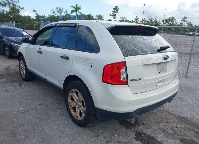 Photo 3 of 2013 Ford Edge SE (VIN 2FMDK4GC9DBB49381)