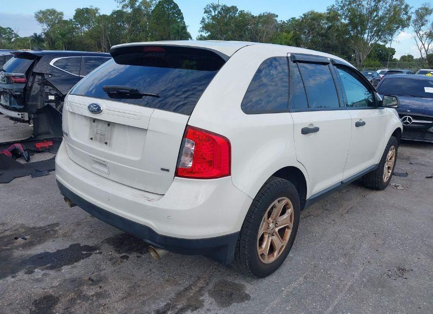 Photo 4 of 2013 Ford Edge SE (VIN 2FMDK4GC9DBB49381)