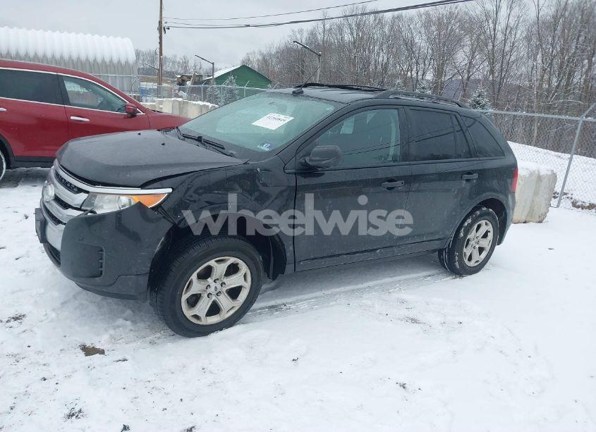 Photo 2 of 2013 Ford Edge SE (VIN 2FMDK4GC9DBC72503)