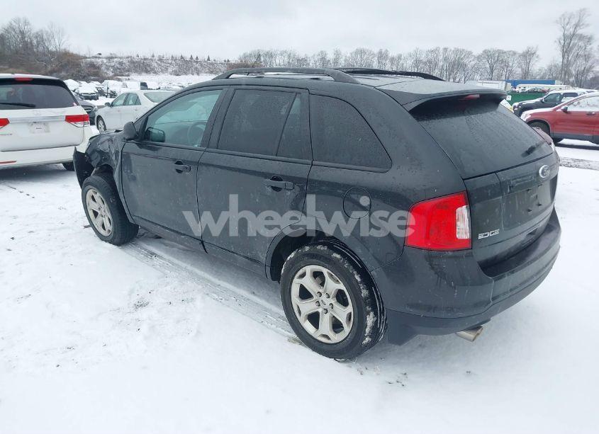 Photo 3 of 2013 Ford Edge SE (VIN 2FMDK4GC9DBC72503)