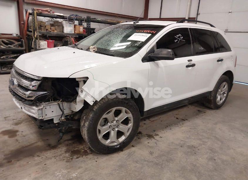 Photo 2 of 2014 Ford Edge SE (VIN 2FMDK4GCXEBB40433)