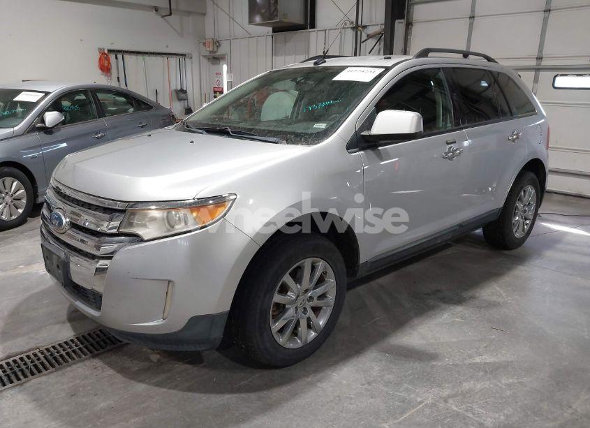 Photo 2 of 2011 Ford Edge SEL (VIN 2FMDK4JC1BBA10996)