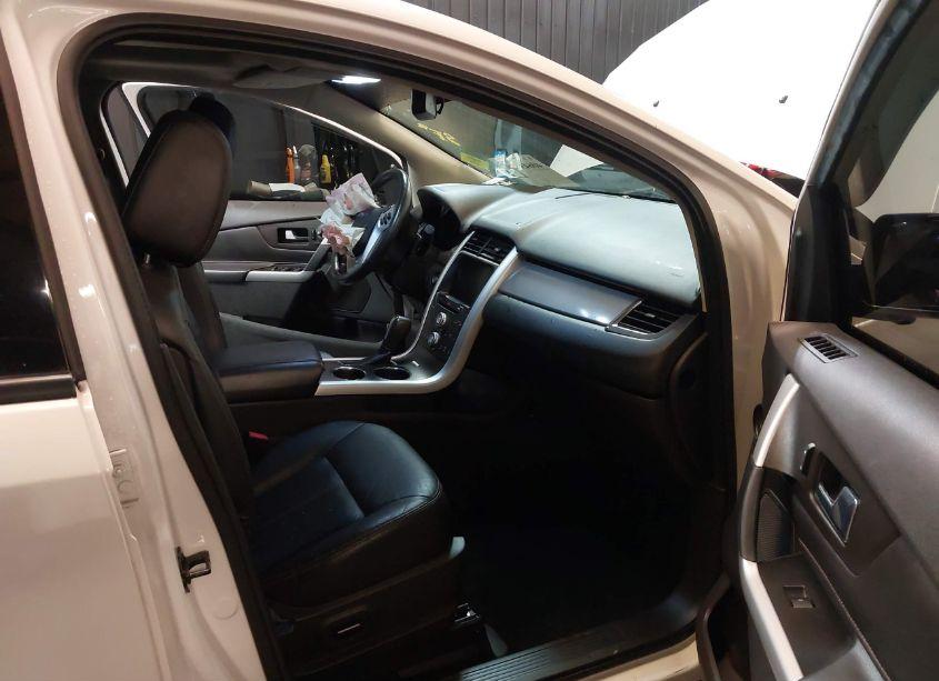 Photo 5 of 2014 Ford Edge SEL (VIN 2FMDK4JC1EBA74122)