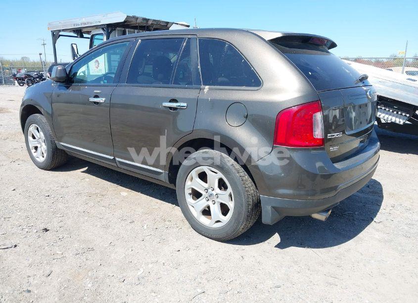 Photo 3 of 2011 Ford Edge SEL (VIN 2FMDK4JC2BBA21750)