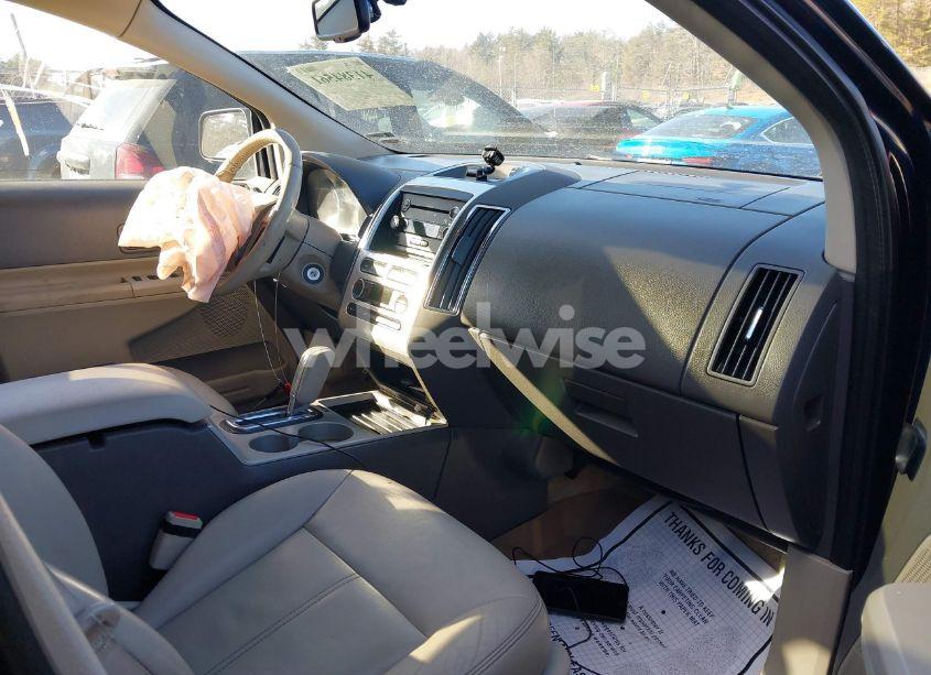 Photo 5 of 2010 Ford Edge SEL (VIN 2FMDK4JC3ABB56072)